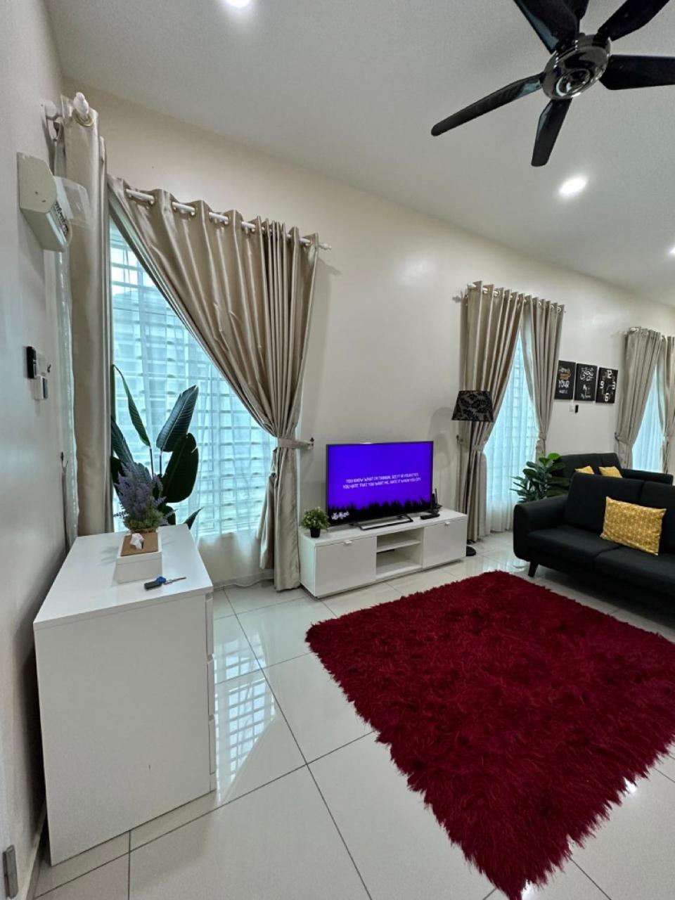 Rumahku Homestay, Taman Jasin Perdana Zewnętrze zdjęcie