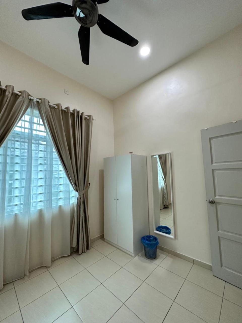 Rumahku Homestay, Taman Jasin Perdana Zewnętrze zdjęcie